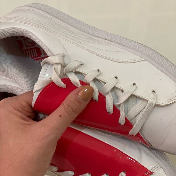 Puma heart sneakers! True to size - Picture 5 of 8